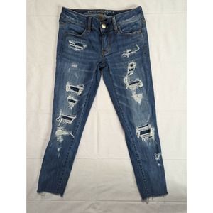 American Eagle Stretch Super Low Jegging Size 4 Distressed Crop M5J